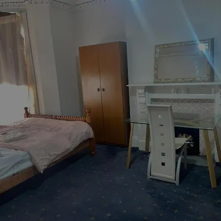 Campsite Prime Bradford (West Yorkshire)